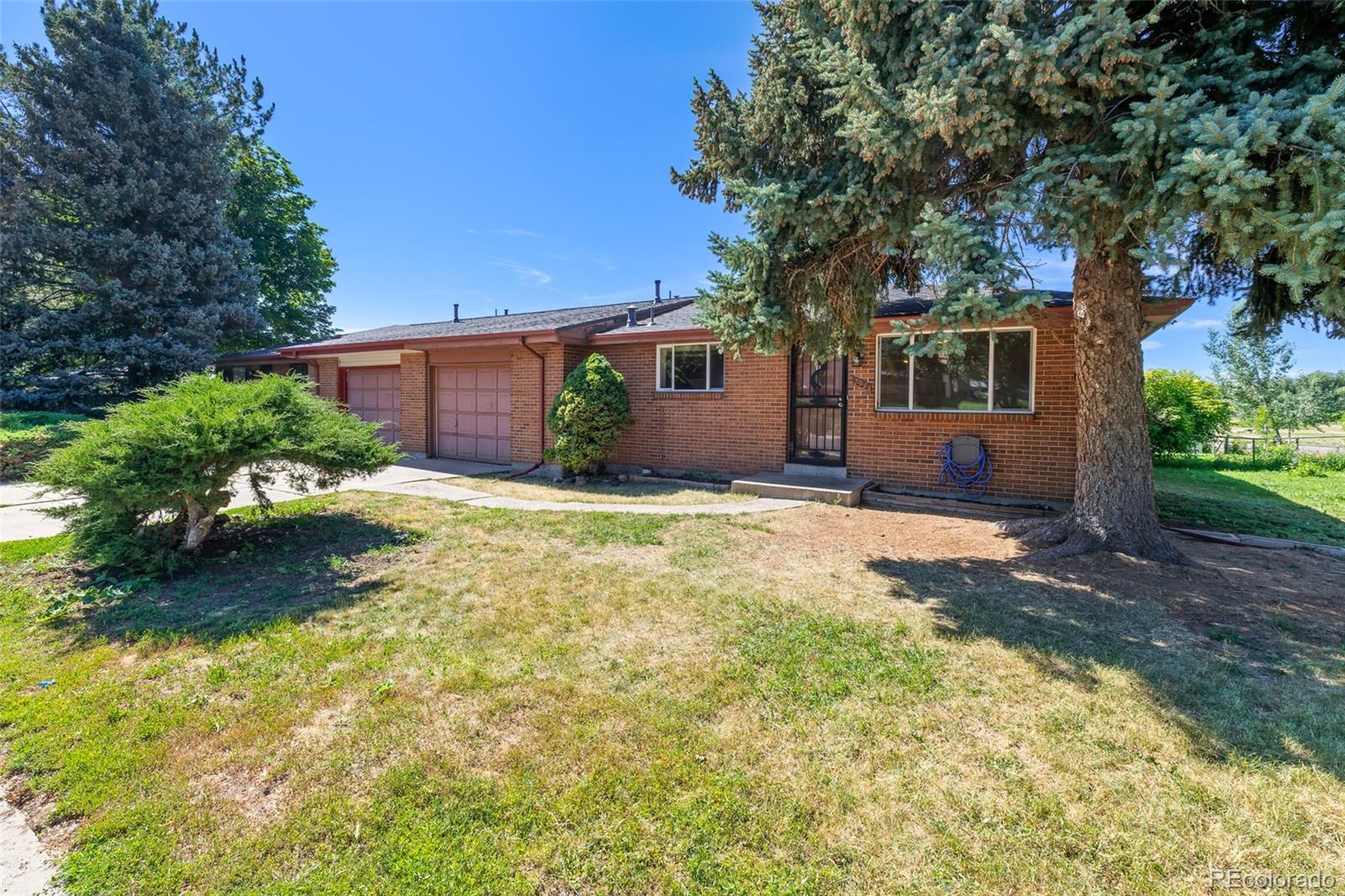 9022 W Washburn Place, lakewood  House Search MLS Picture