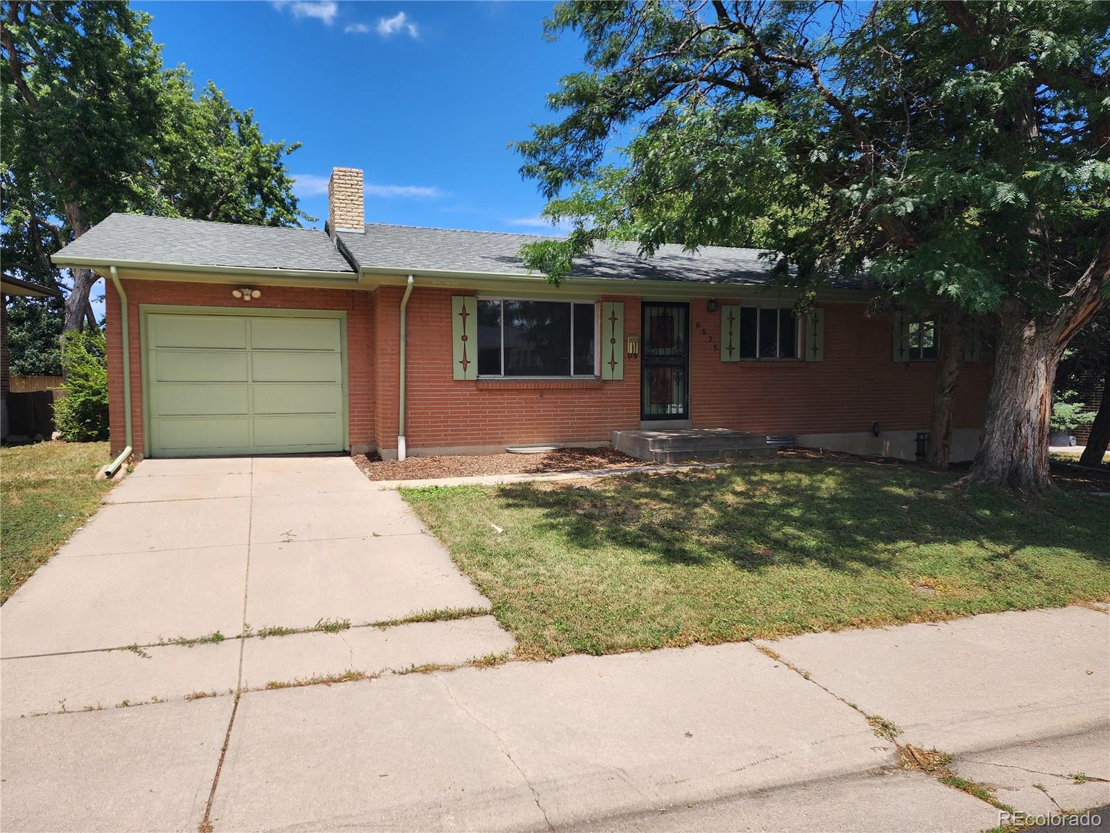 6525 E Harvard Avenue, denver MLS: 3183937 Beds: 5 Baths: 3 Price: $814,000