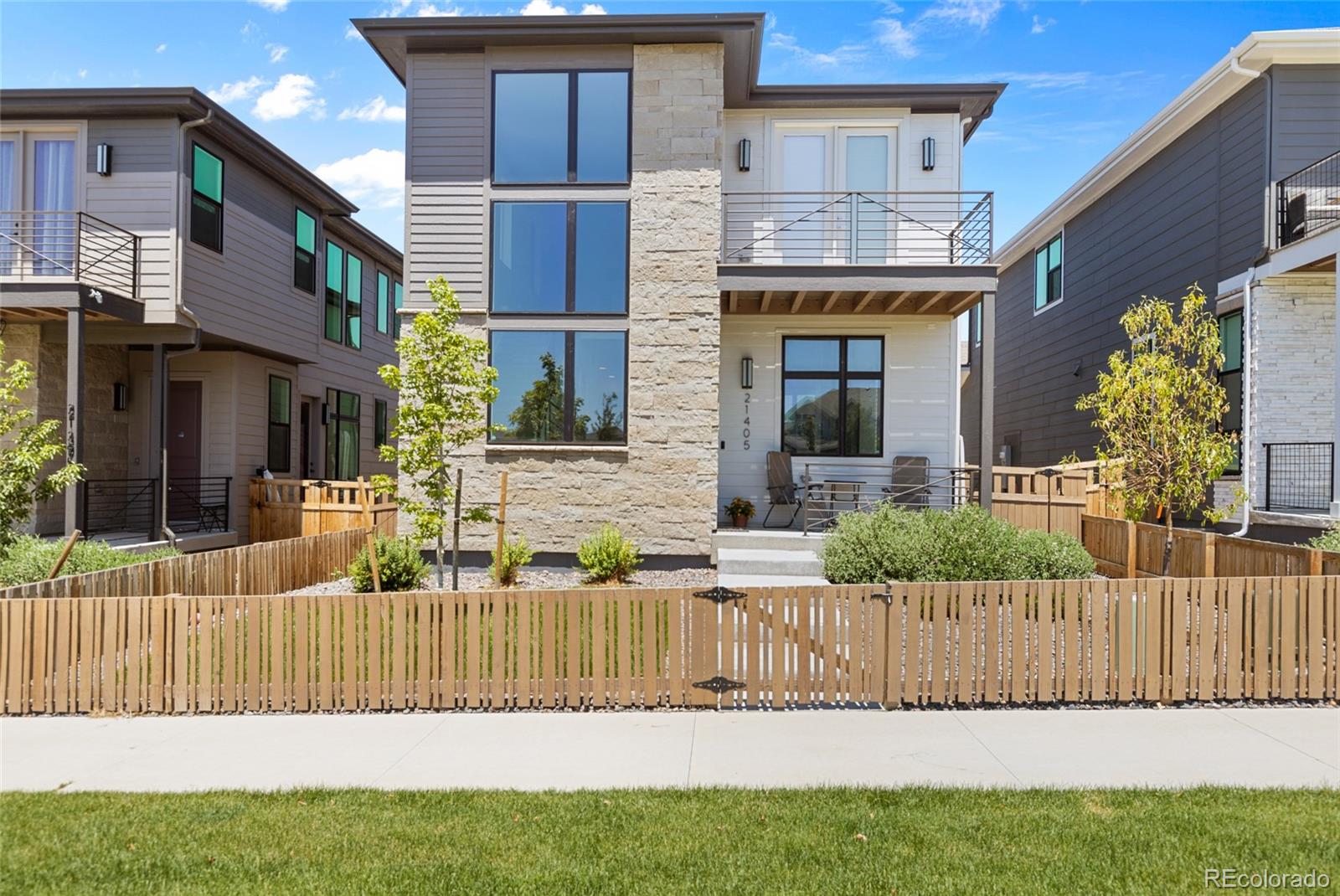 aurora  House Search Picture