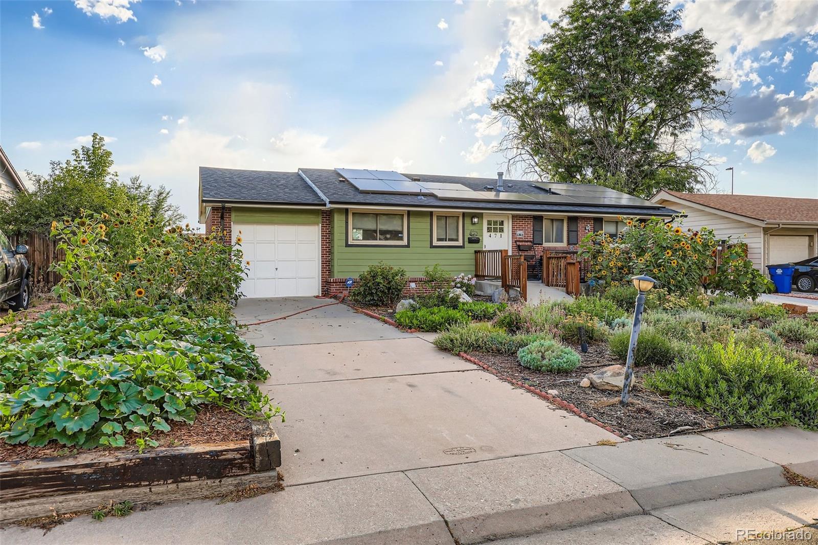 471  Iola Street, aurora  House Search MLS Picture