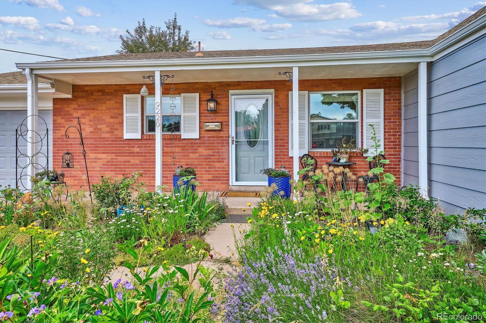 9220  Lowell Boulevard, westminster MLS: 1612381 Beds: 5 Baths: 3 Price: $520,000