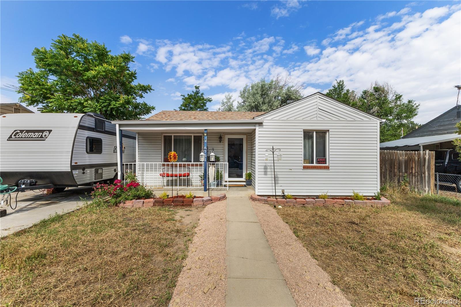 6751  Locust Street, commerce city MLS: 8215565 Beds: 2 Baths: 1 Price: $349,990