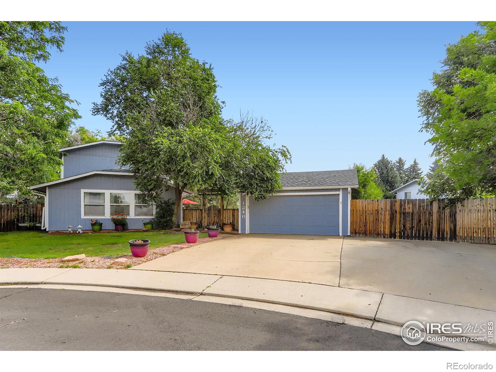 1240  Snowbank Court, longmont MLS: 4567891037798 Beds: 4 Baths: 2 Price: $519,500