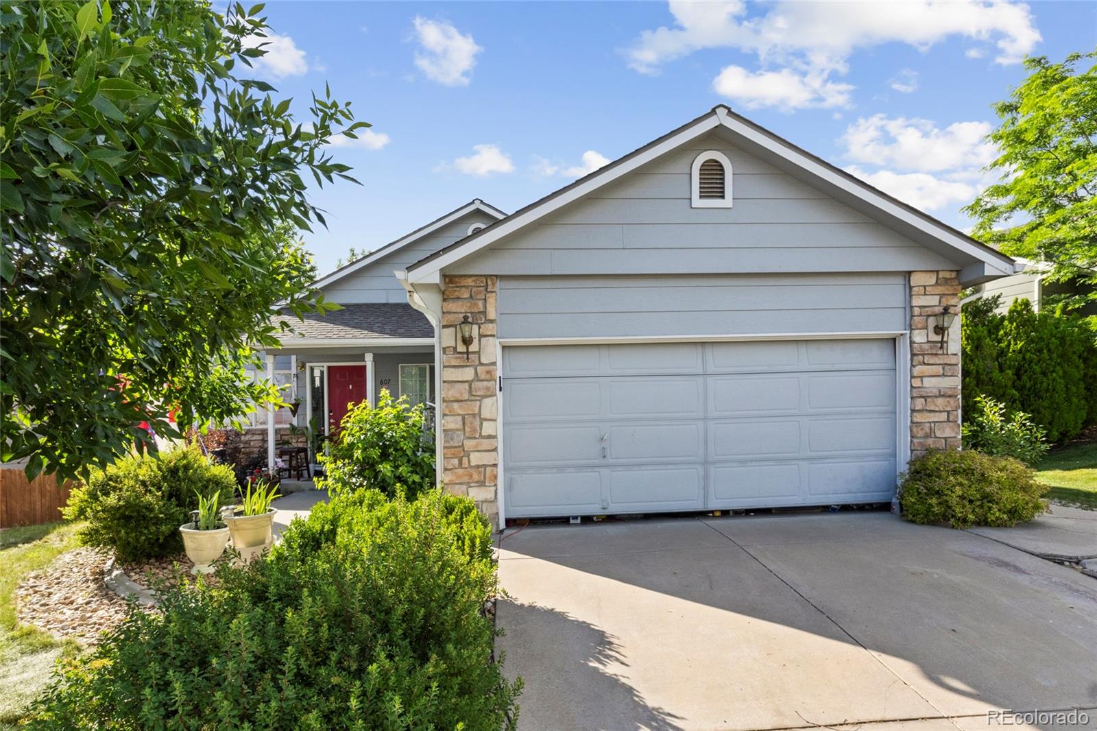 607  Branding Iron Lane, castle rock MLS: 7846998 Beds: 4 Baths: 4 Price: $620,000
