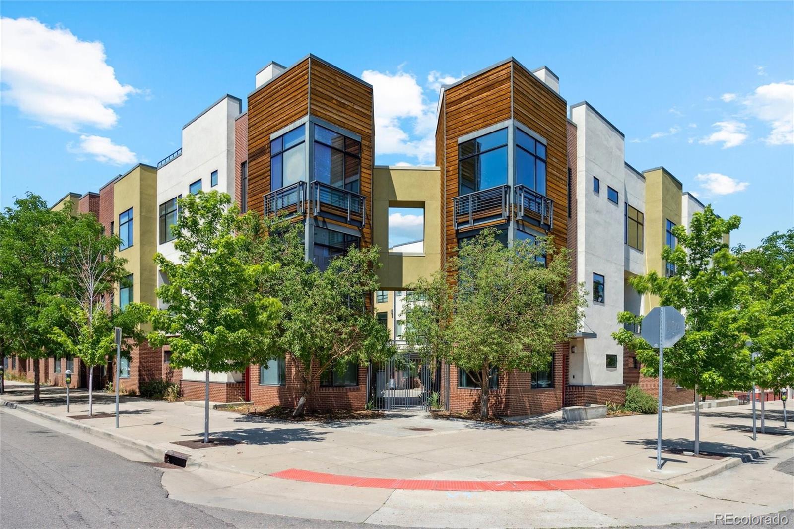 2335  Walnut Street, denver  House Search MLS Picture