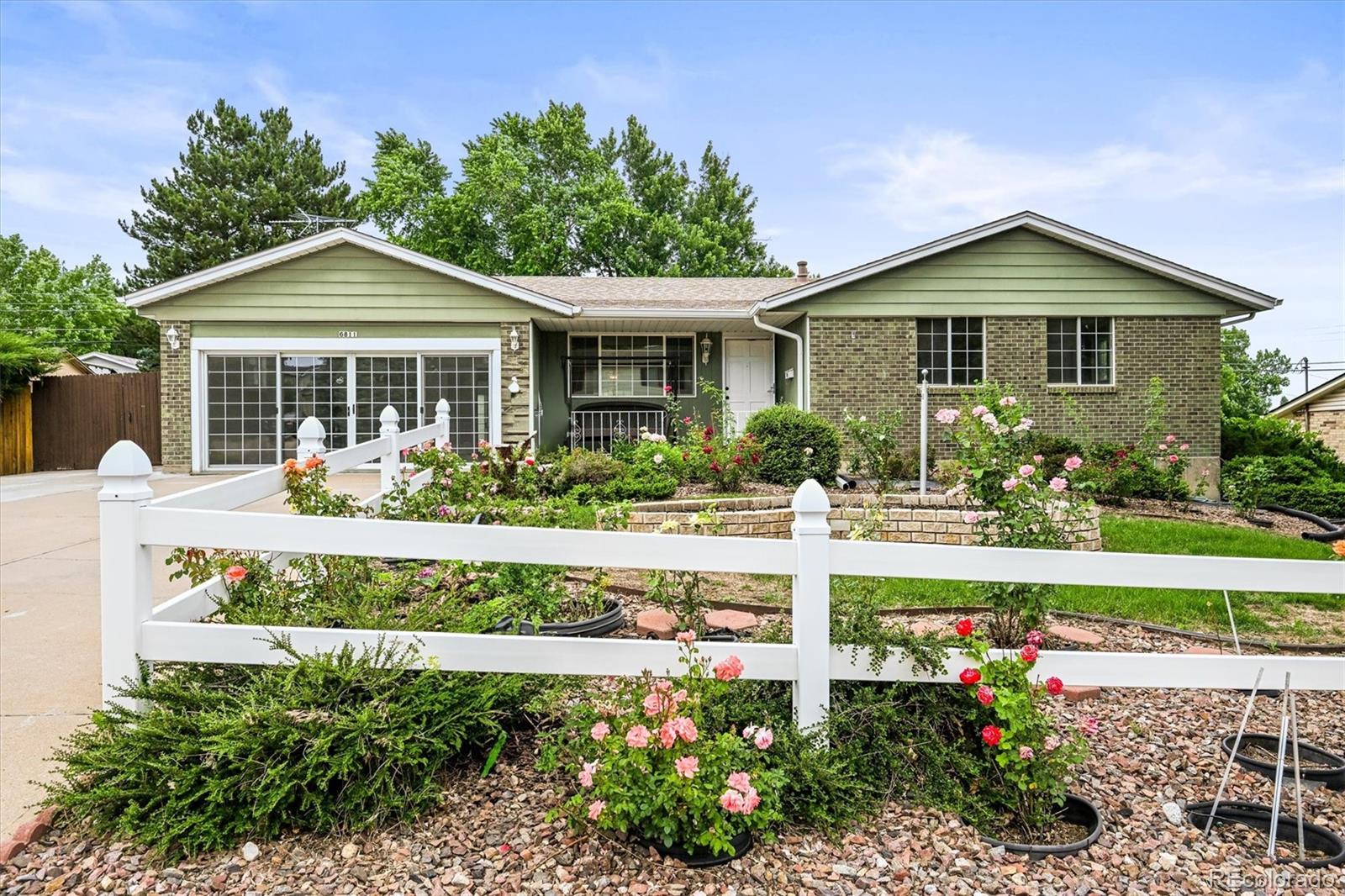 6811 S Clermont Drive, centennial  House Search MLS Picture
