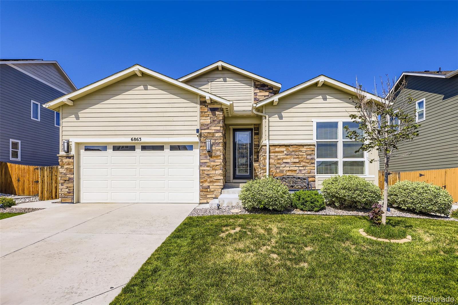 6863 E 132nd Place, thornton MLS: 4650458 Beds: 3 Baths: 3 Price: $679,950