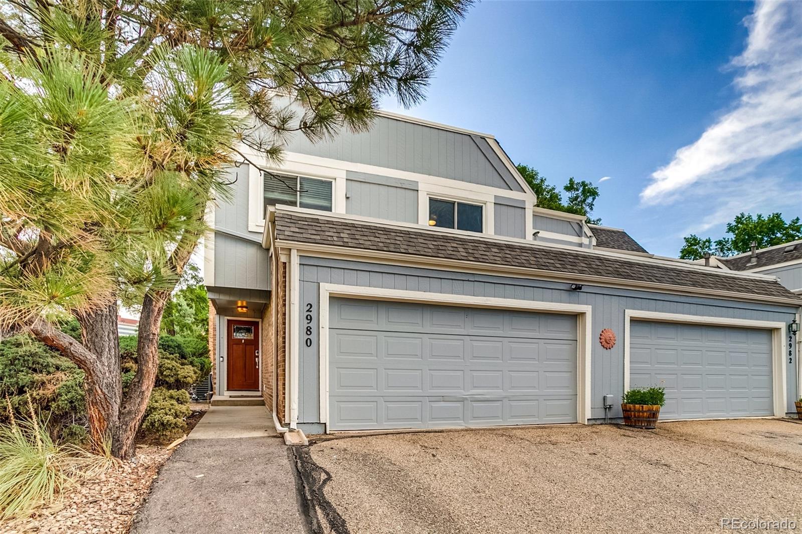 2980 S Parker Court, aurora MLS: 3031910 Beds: 3 Baths: 3 Price: $435,000