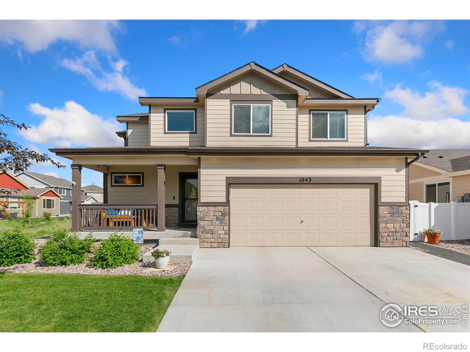 1043  Kendalbrook Drive, windsor MLS: 4567891038072 Beds: 3 Baths: 3 Price: $510,000