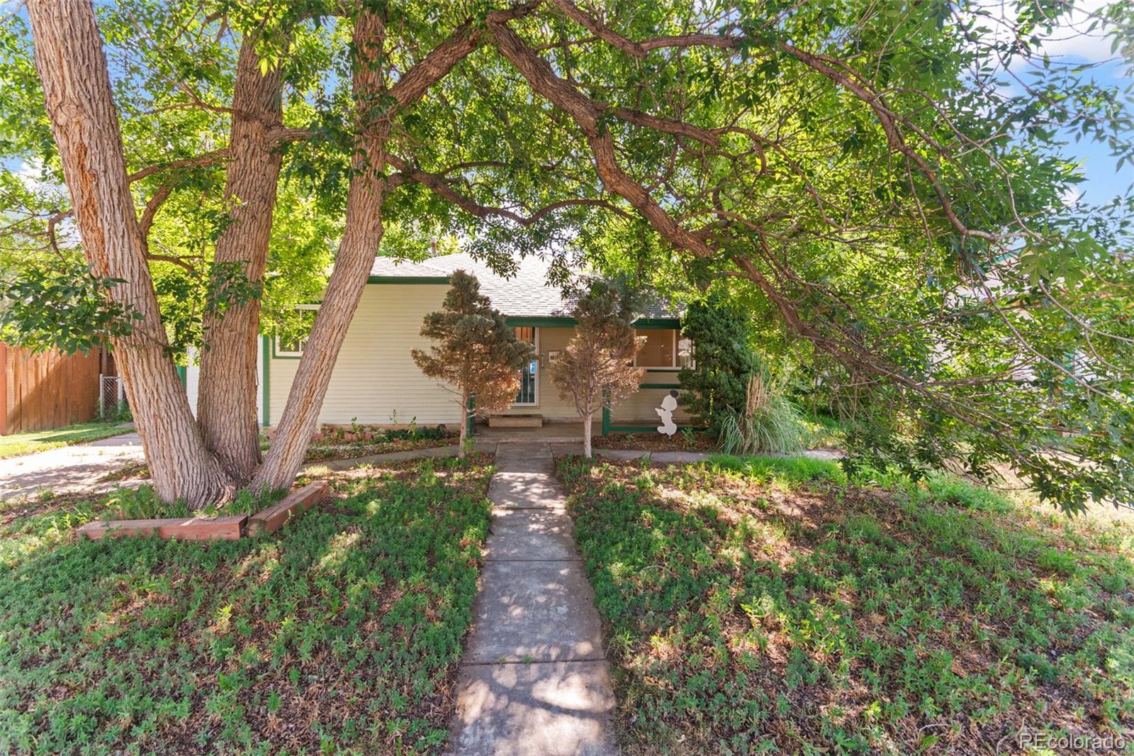 1240  Willow Street, denver MLS: 2849597 Beds: 1 Baths: 1 Price: $349,900