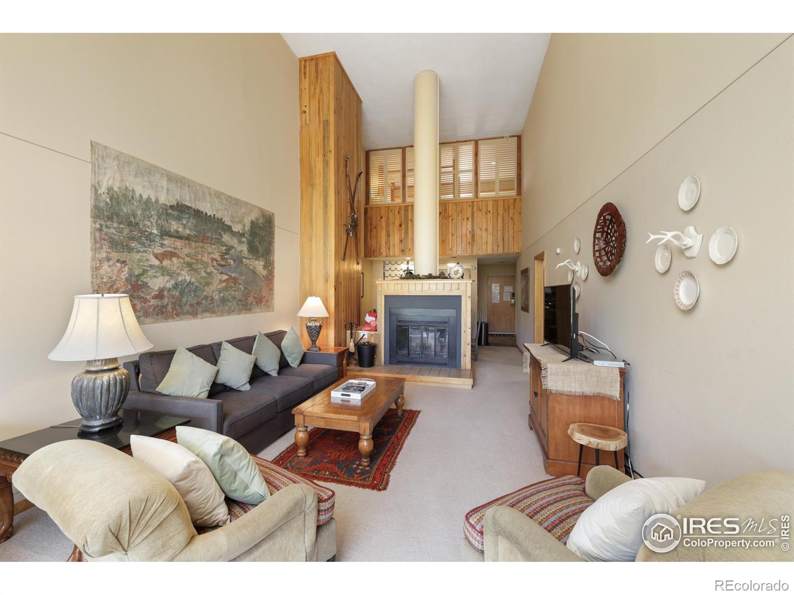 21680  US Highway 6  2058, Keystone  MLS: 4567891038116 Beds: 2 Baths: 3 Price: $845,000