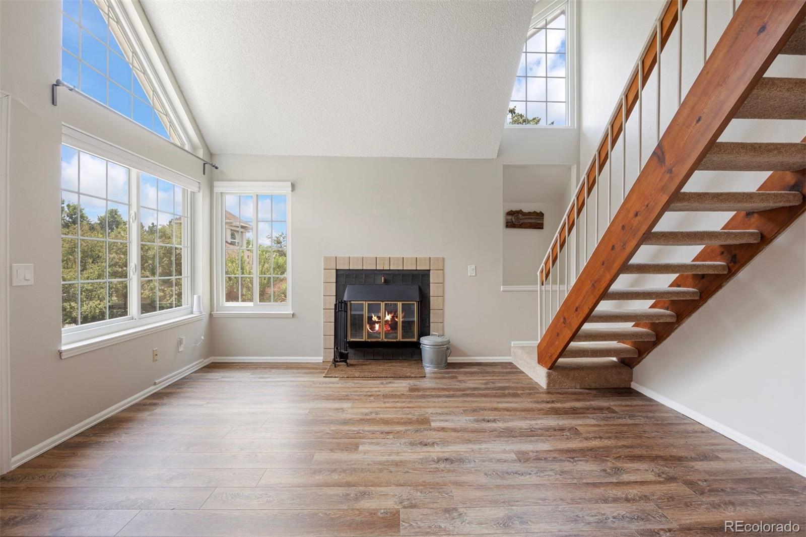 aurora  House Search Picture