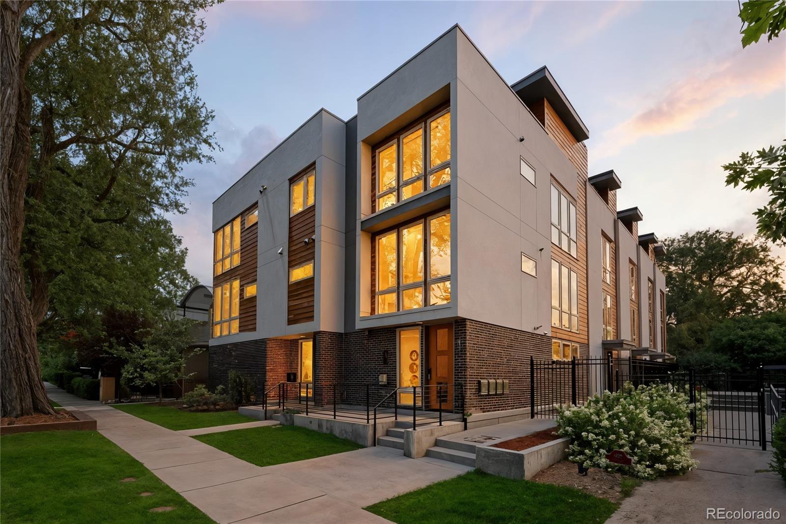 873  Delaware Street , Denver  MLS: 5452770 Beds: 2 Baths: 3 Price: $855,000