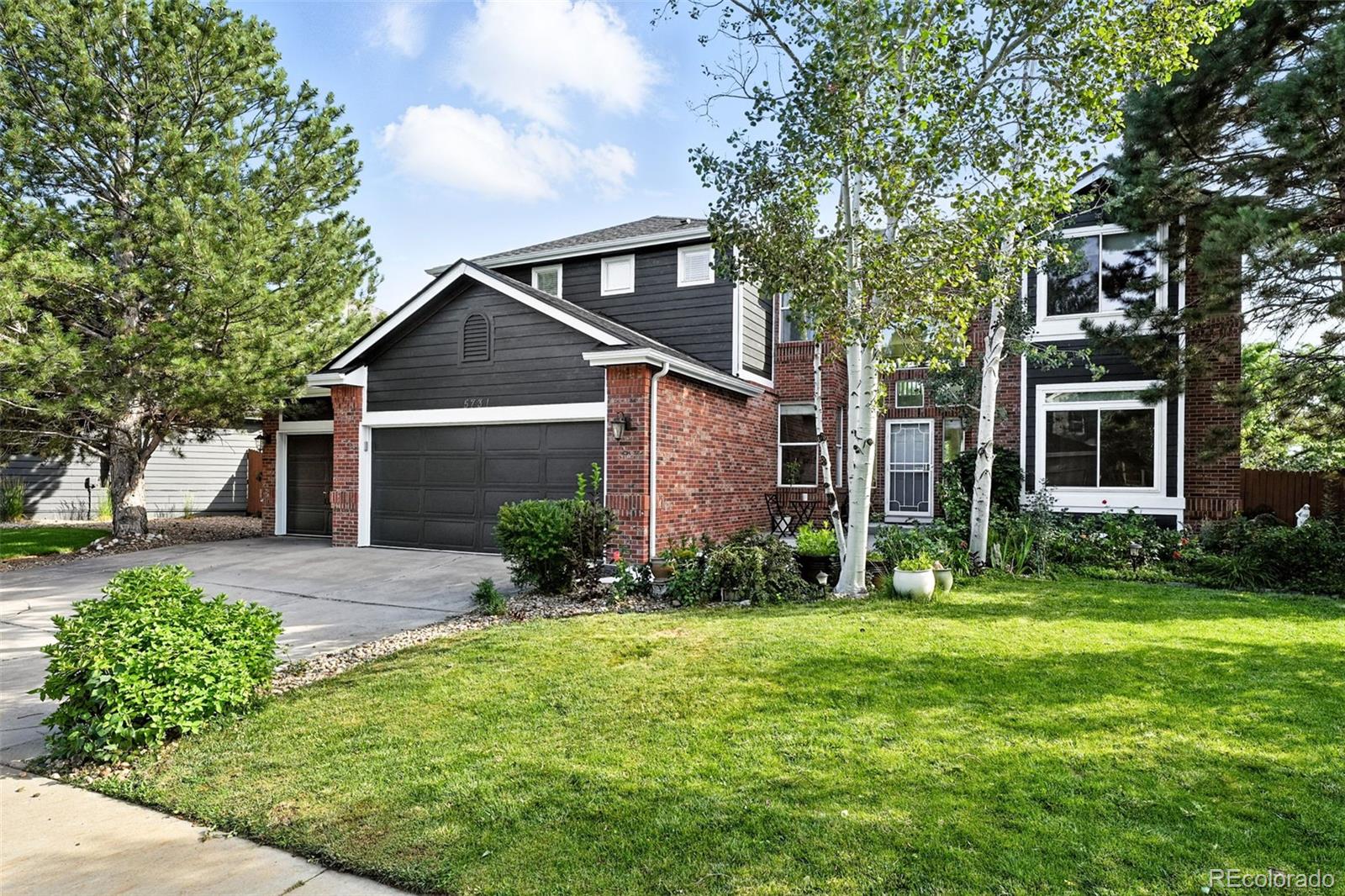 5731 S Yampa Street, centennial MLS: 7727077 Beds: 5 Baths: 4 Price: $800,000