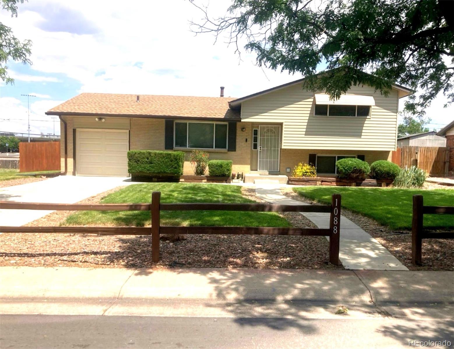 aurora  House Search Picture