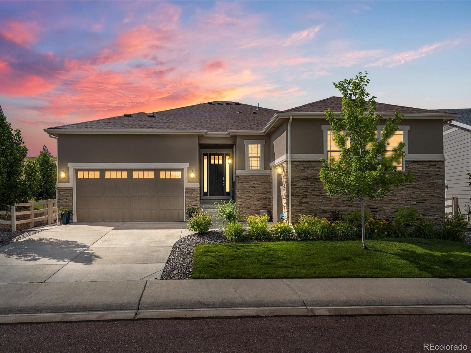 5158  Silver Hare Lane, castle rock MLS: 3587691 Beds: 4 Baths: 3 Price: $849,000