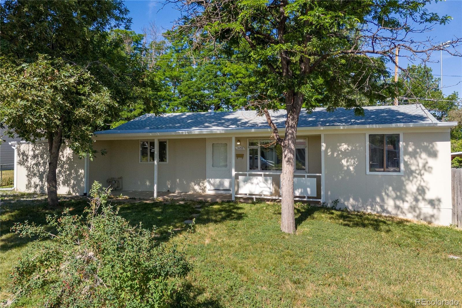 3955 S Hazel Court, englewood MLS: 3193177 Beds: 3 Baths: 1 Price: $420,000