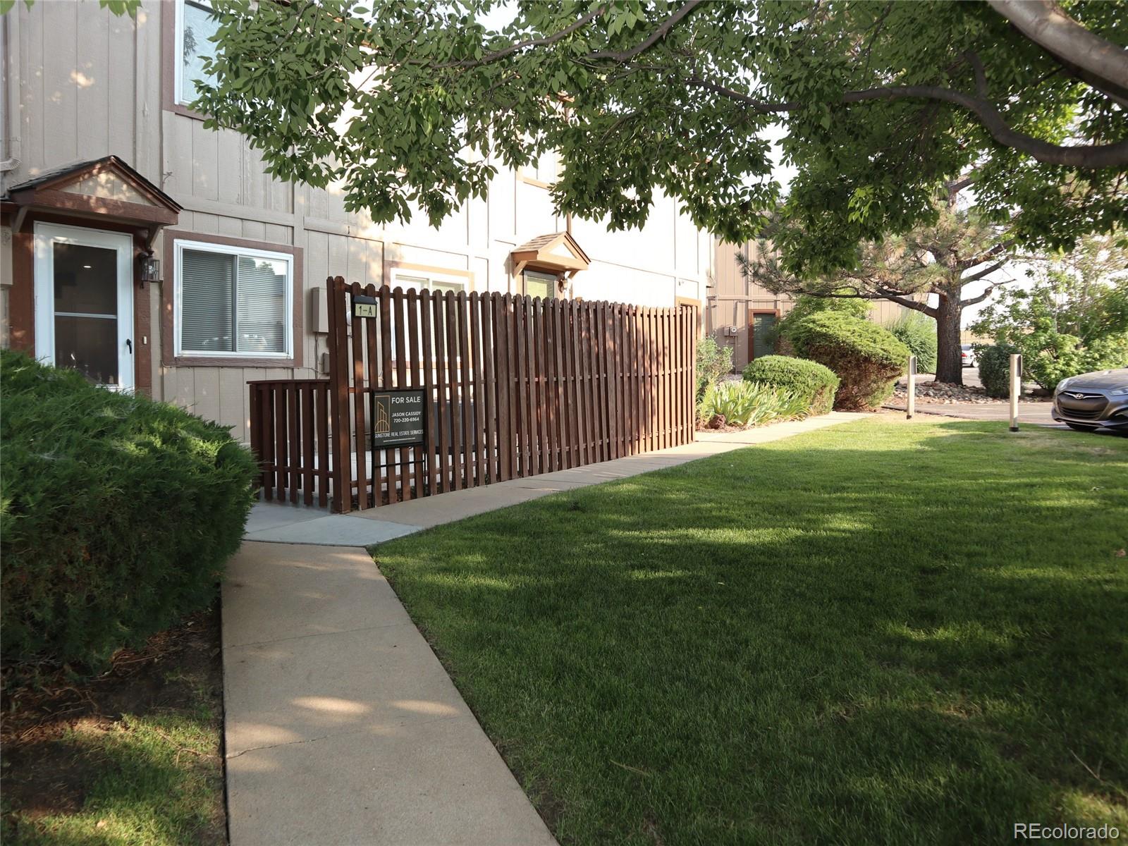 7700 W Glasgow Place 1A, Littleton  MLS: 3236292 Beds: 2 Baths: 1 Price: $349,750