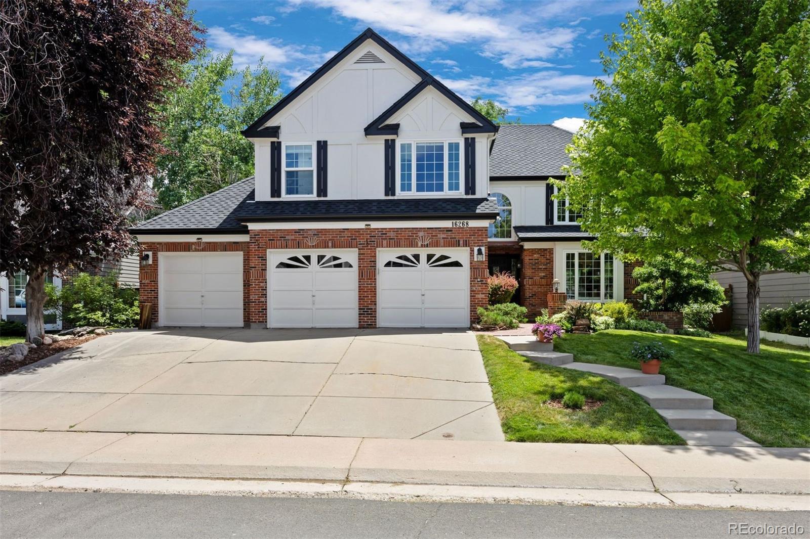 16268 E Belleview Drive, centennial MLS: 2227259 Beds: 5 Baths: 4 Price: $764,000