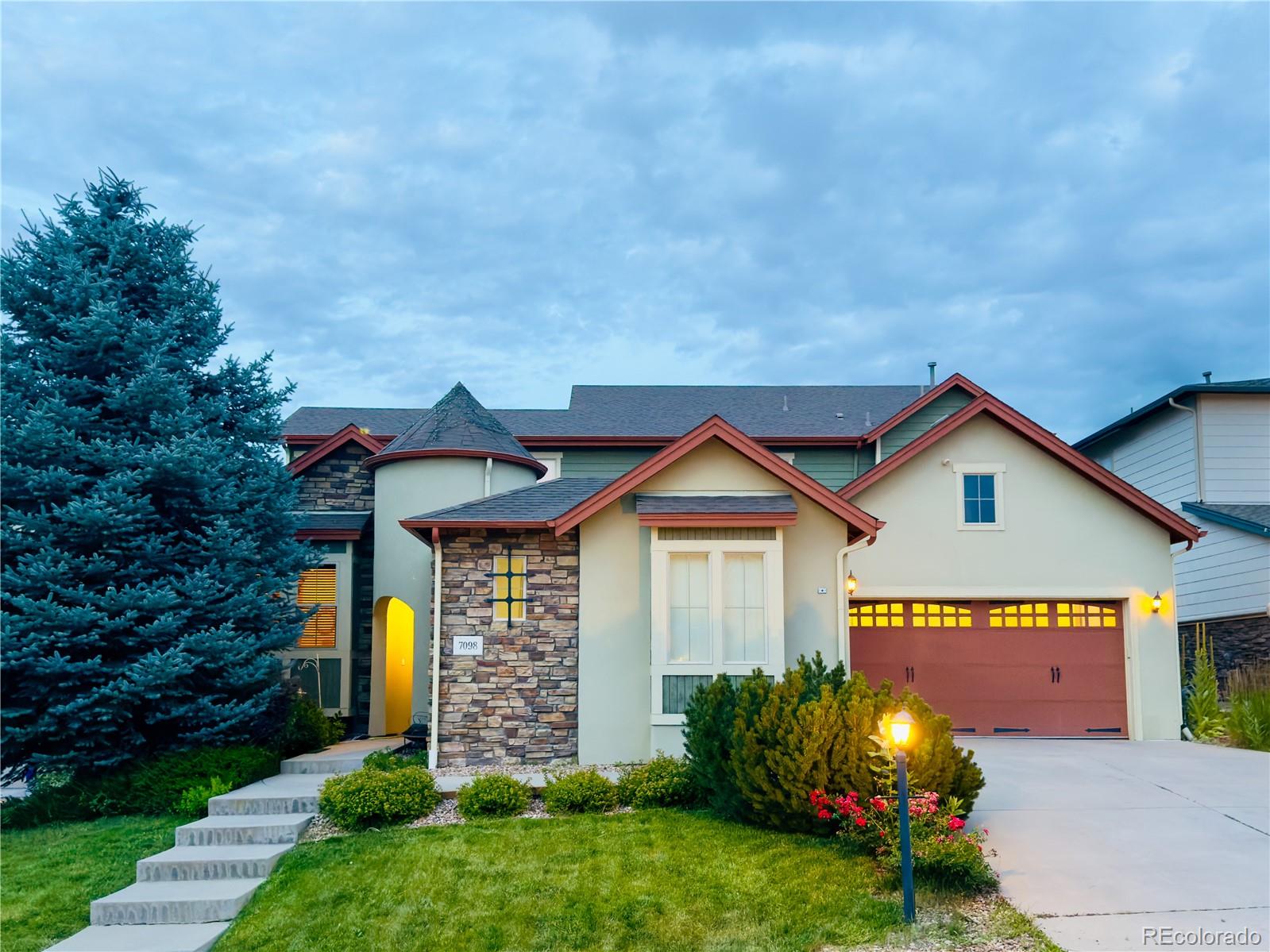 7098 S Tempe Court, aurora MLS: 2739831 Beds: 4 Baths: 4 Price: $929,888
