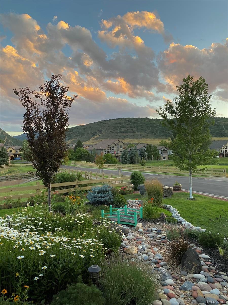 8470 S Oak Street, littleton MLS: 3101073 Beds: 3 Baths: 3 Price: $1,000,000