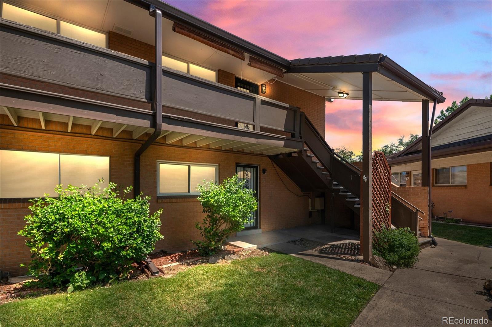 golden MLS:  Beds:  Baths:  Price: 