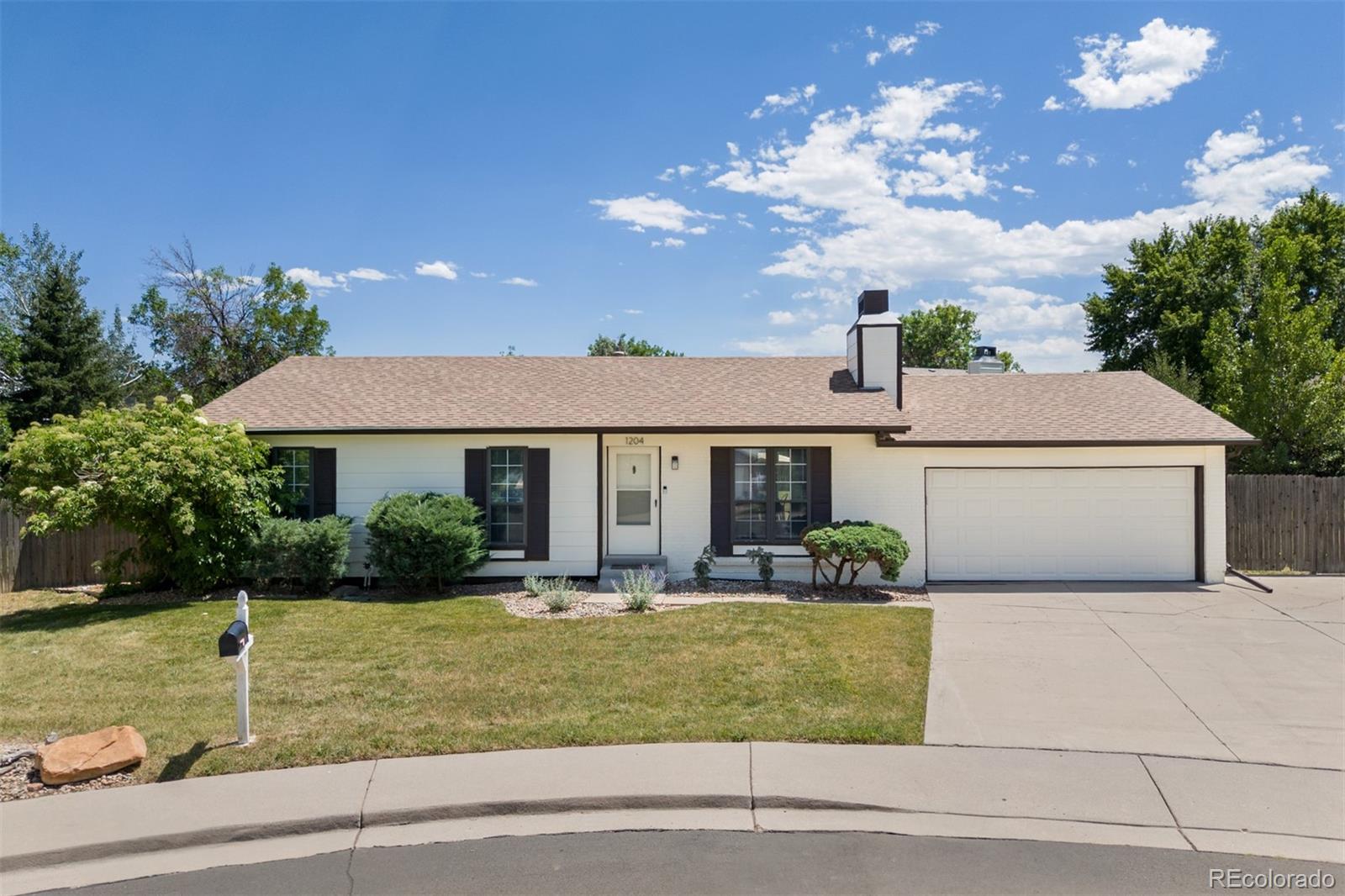 1204  Catalpa Circle, broomfield MLS: 9691702 Beds: 4 Baths: 2 Price: $589,000