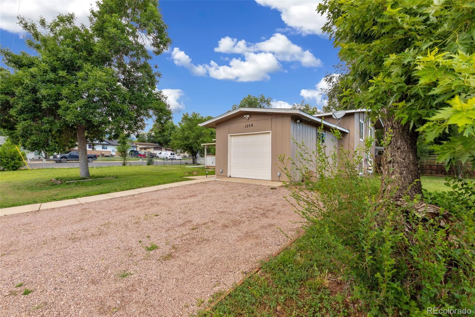1209  Maxwell Street, colorado springs  House Search MLS Picture
