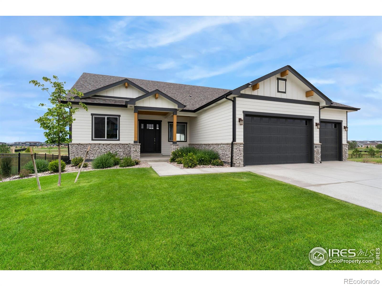 24113 E 36th Place, aurora&nbsp; House Search MLS Picture