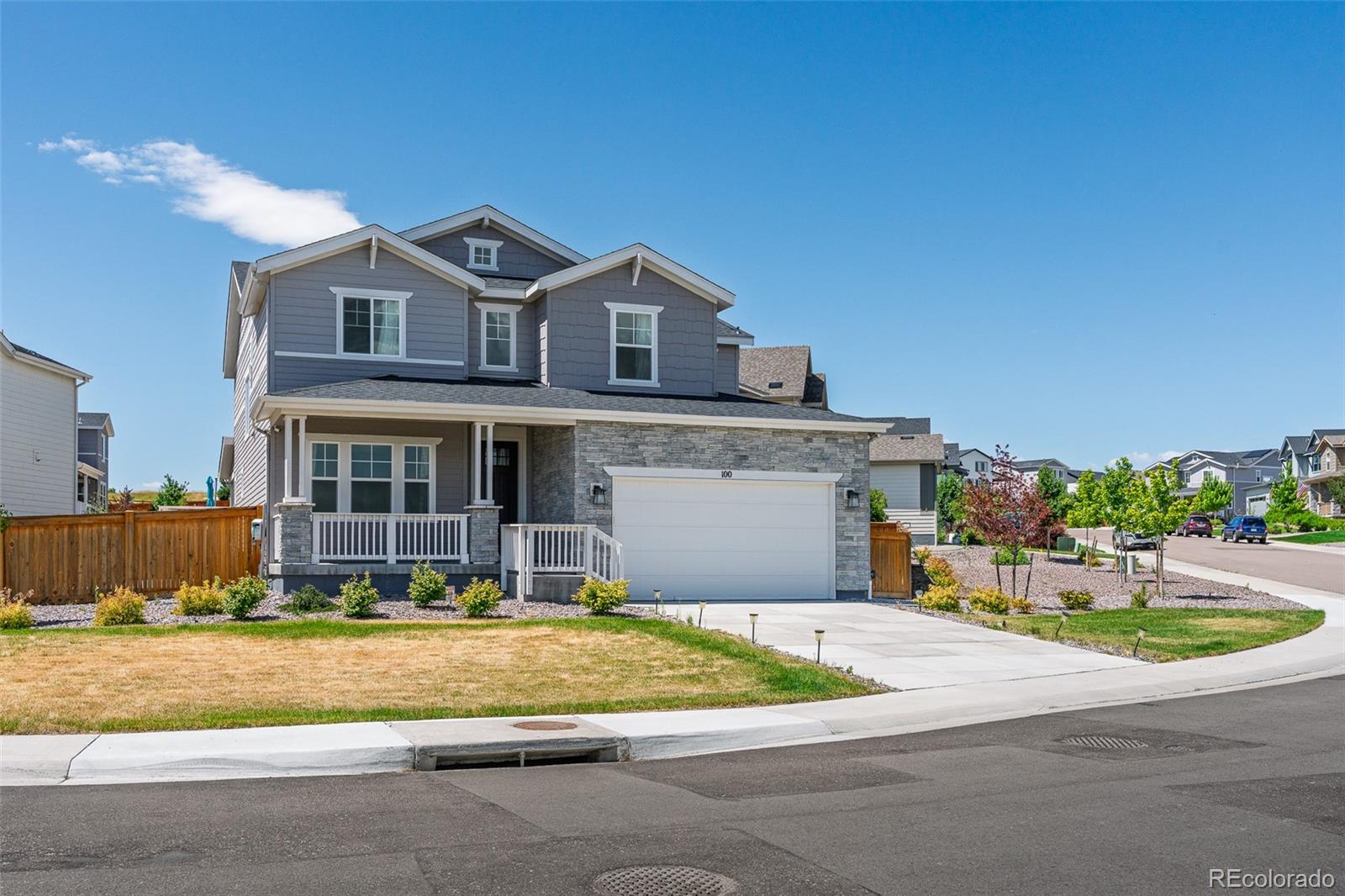 100  Stinson Place, castle pines MLS: 3066622 Beds: 5 Baths: 4 Price: $929,999