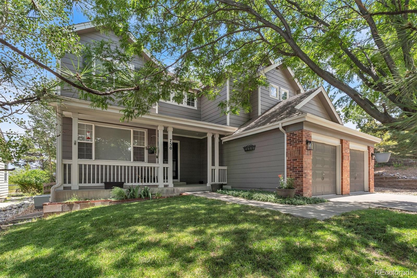 750  Deer Clover Circle, castle pines MLS: 4053558 Beds: 3 Baths: 4 Price: $775,000