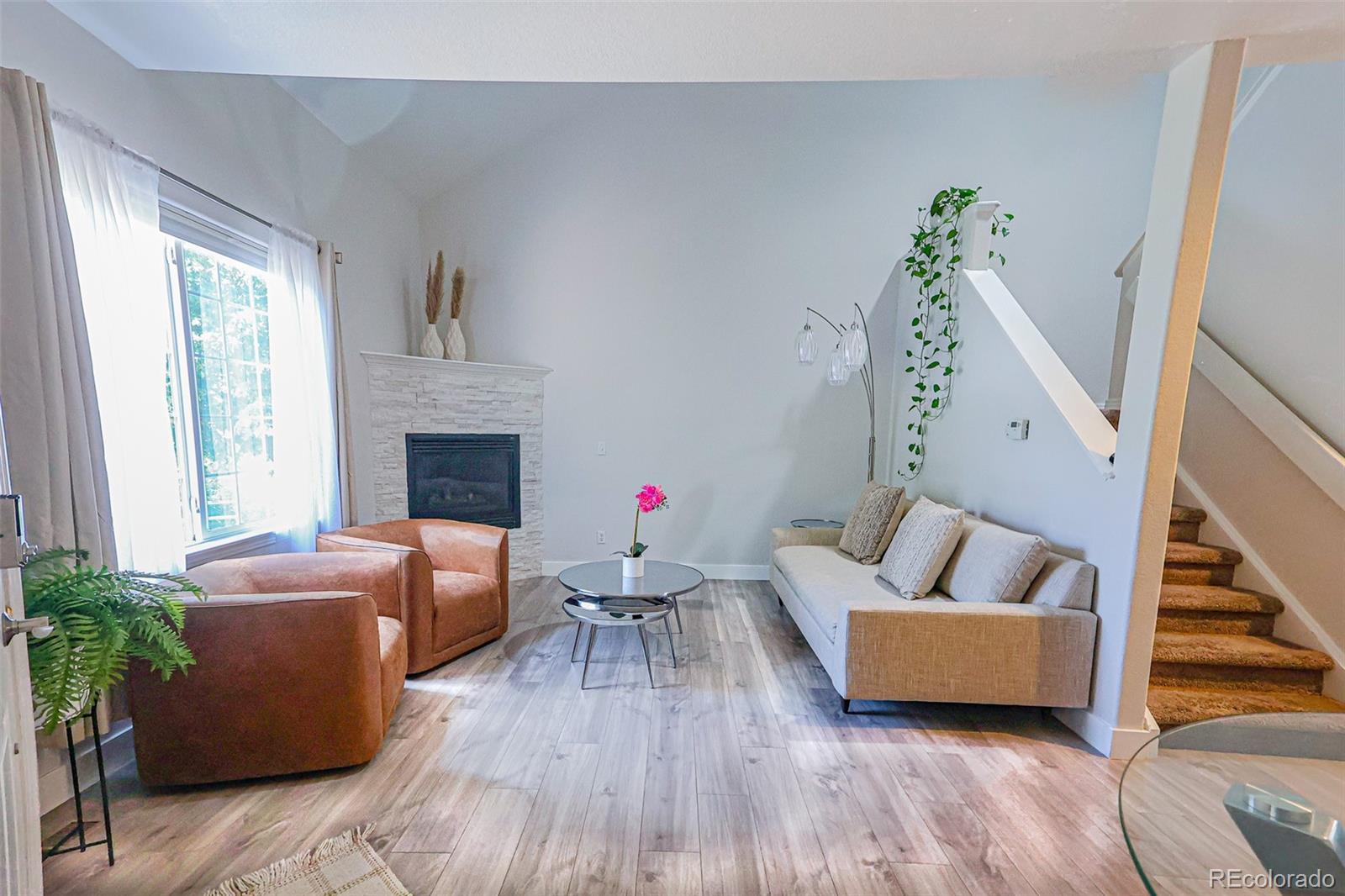 754 S Depew Street, lakewood MLS: 6701103 Beds: 2 Baths: 3 Price: $475,000