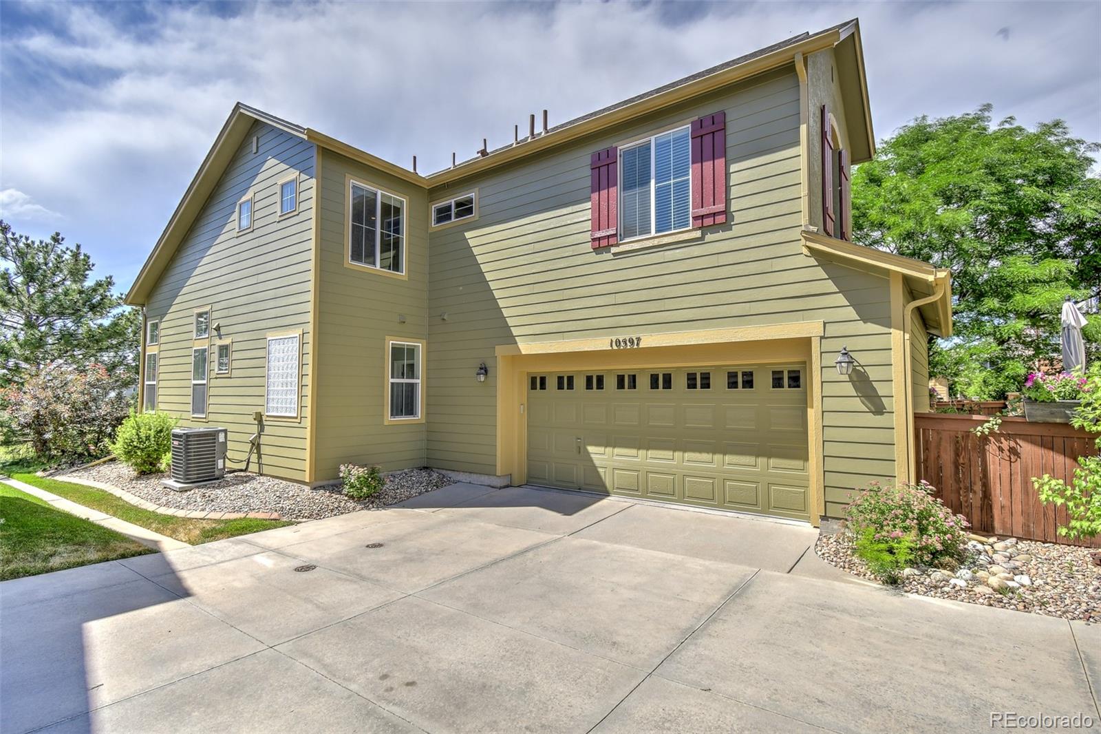 10597  Ashfield Street, highlands ranch MLS: 6405522 Beds: 3 Baths: 3 Price: $675,000