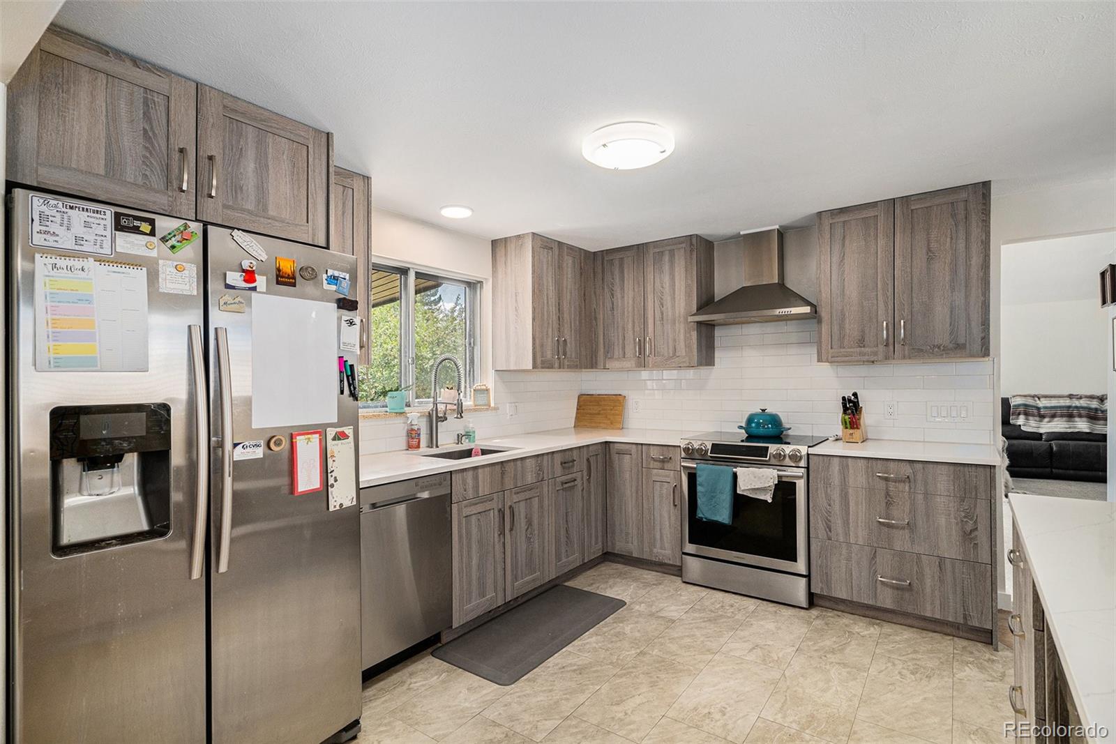 6898 S Franklin Circle, centennial  House Search MLS Picture