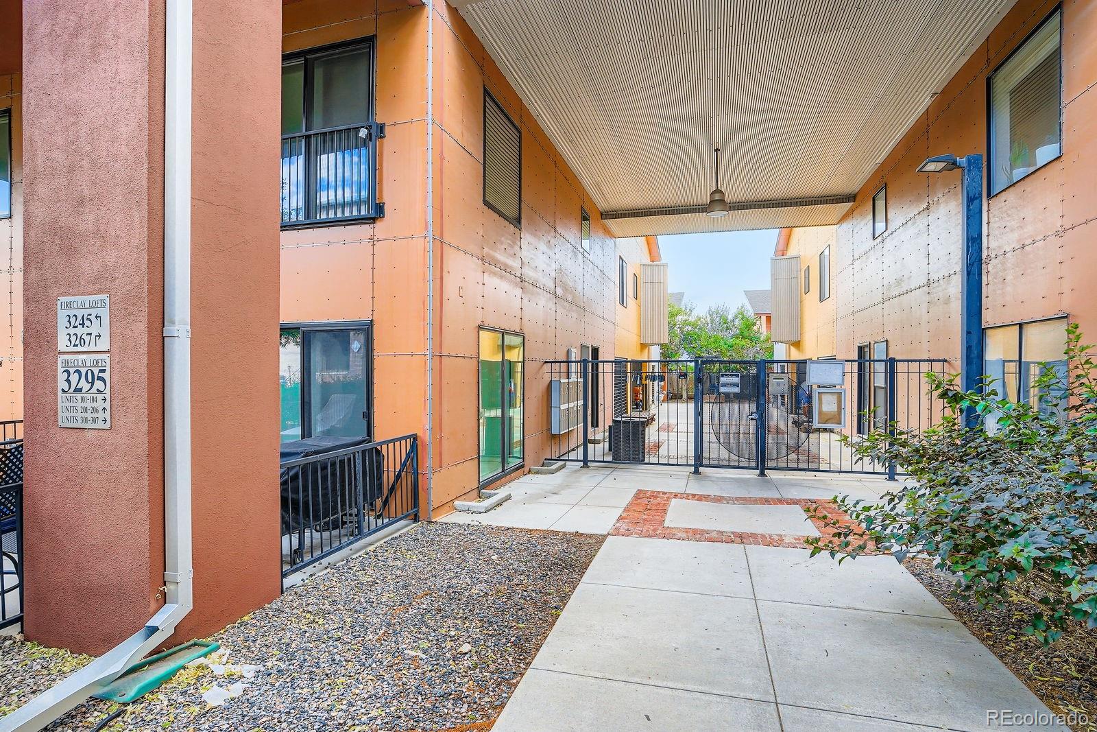 3295  Blake Street, denver  House Search MLS Picture