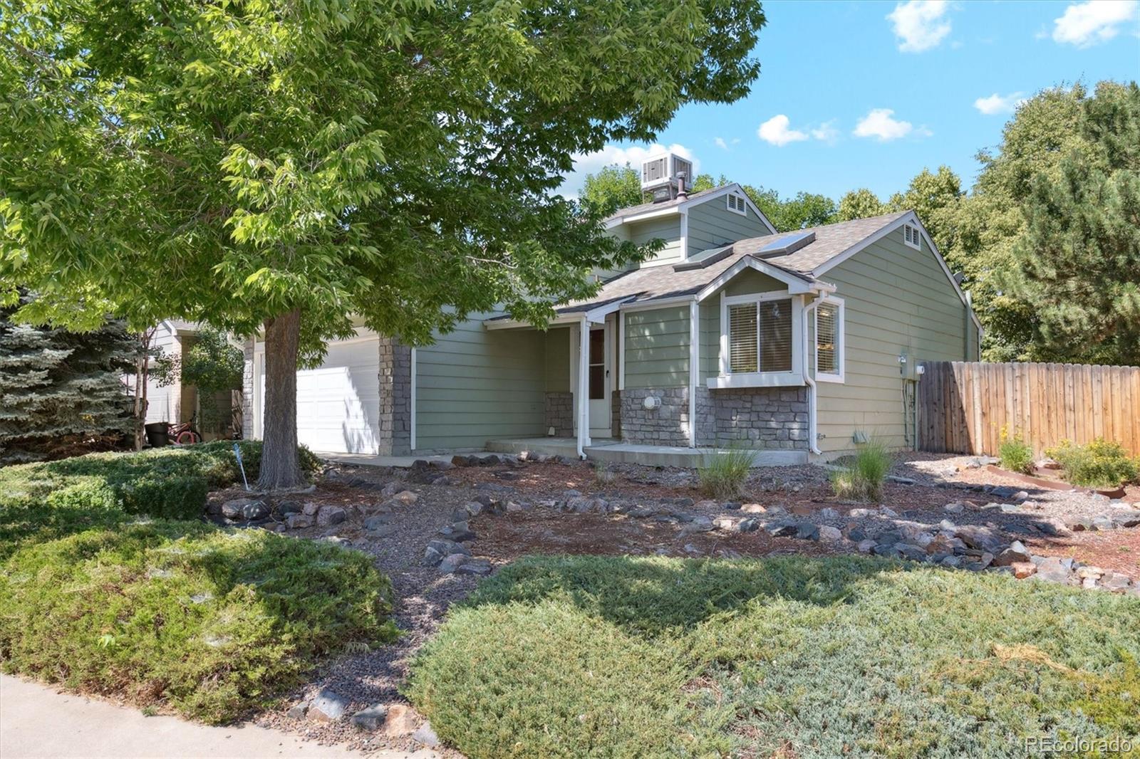 4947 S Espana Way, centennial MLS: 2564802 Beds: 3 Baths: 2 Price: $529,999