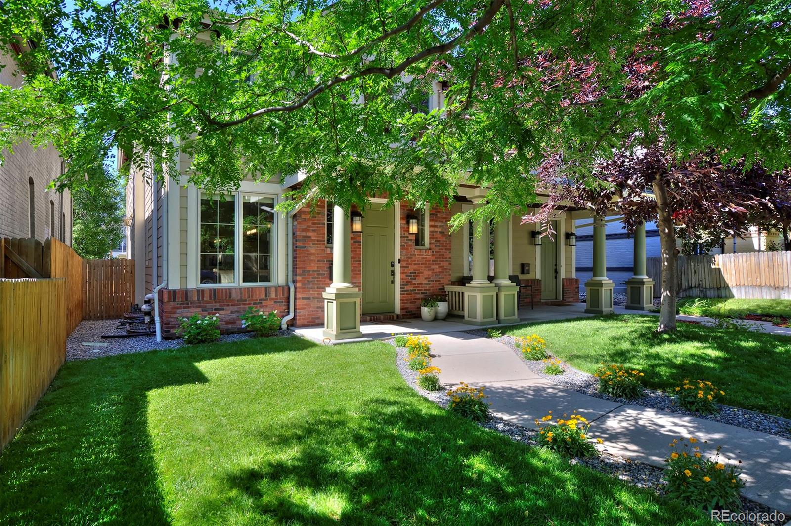 3214 W Hayward Place, denver MLS: 3834759 Beds: 4 Baths: 4 Price: $1,165,000