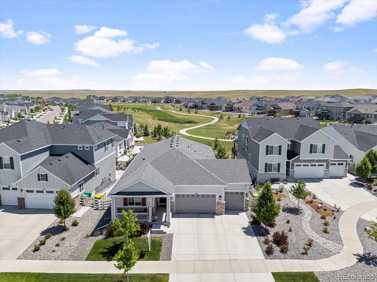 7074 S Vandriver Court, aurora MLS: 6529730 Beds: 5 Baths: 3 Price: $850,000