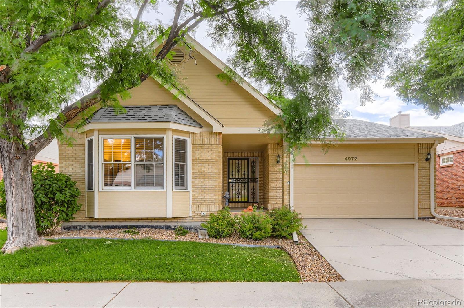 4972  Greenwich Drive, highlands ranch MLS: 5976391 Beds: 3 Baths: 3 Price: $700,000