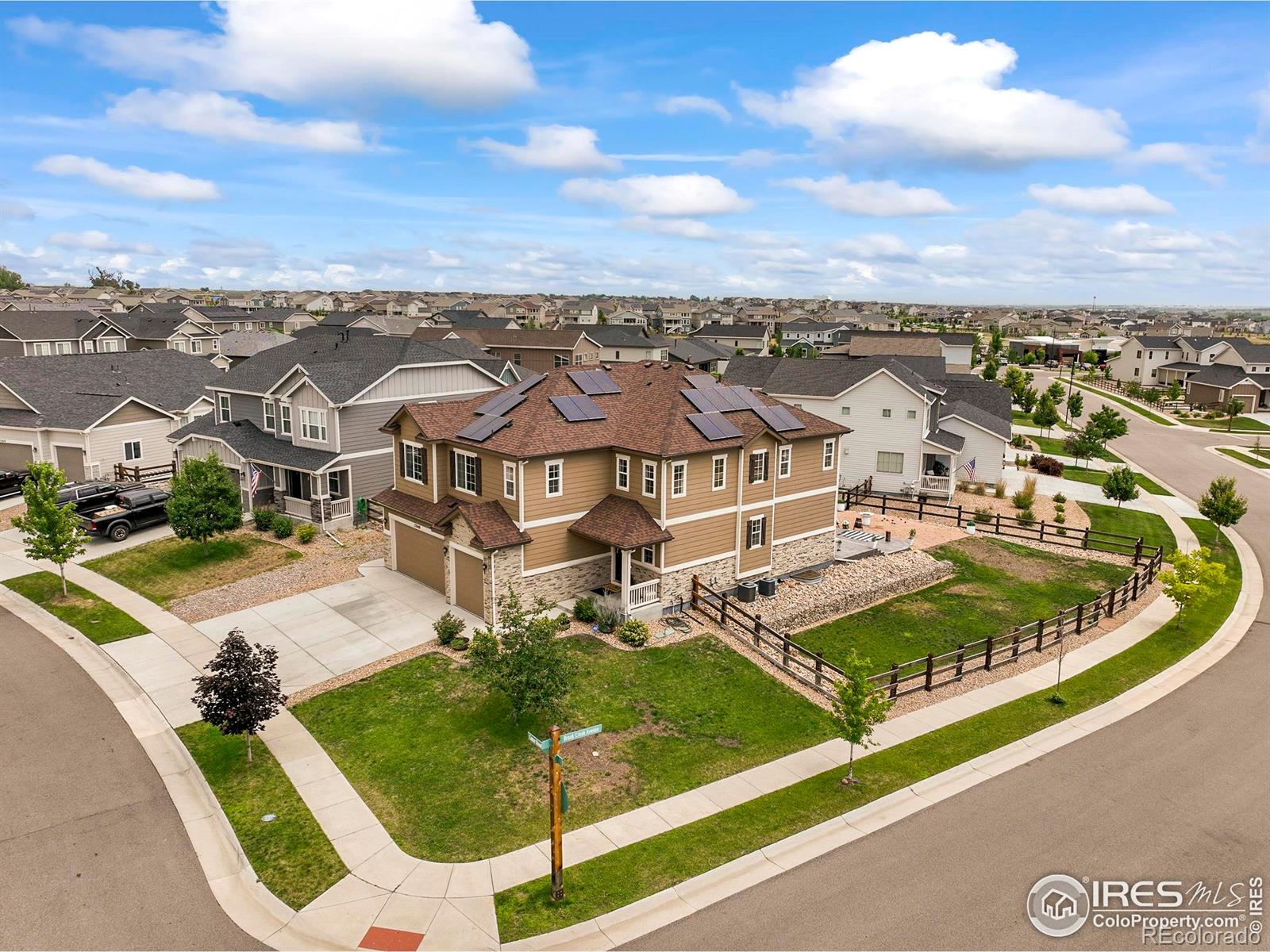 12648  Canoe Street, firestone MLS: 4567891038732 Beds: 6 Baths: 4 Price: $735,000