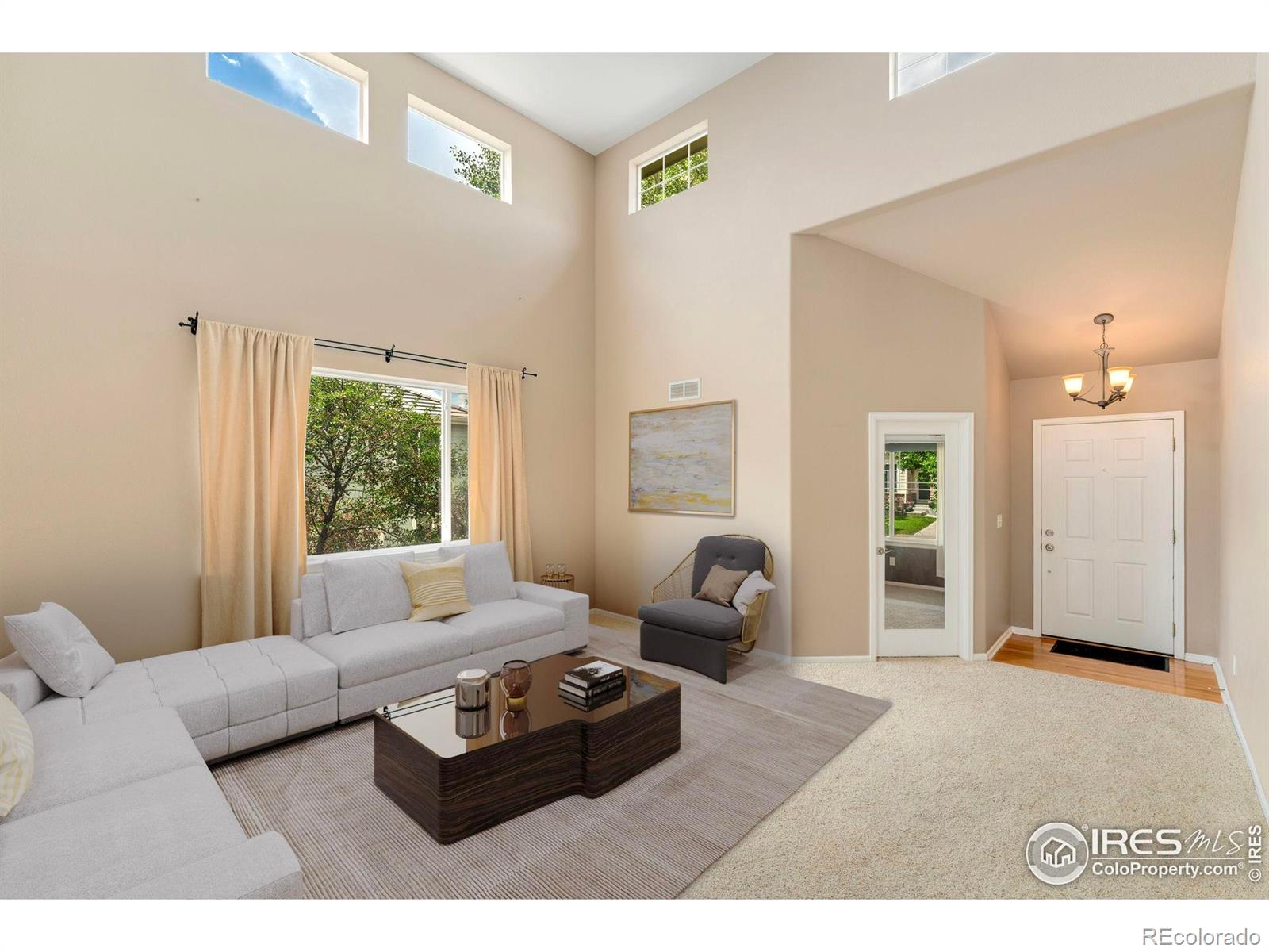 17132 E 104th Way, commerce city MLS: 4567891038741 Beds: 3 Baths: 3 Price: $550,000