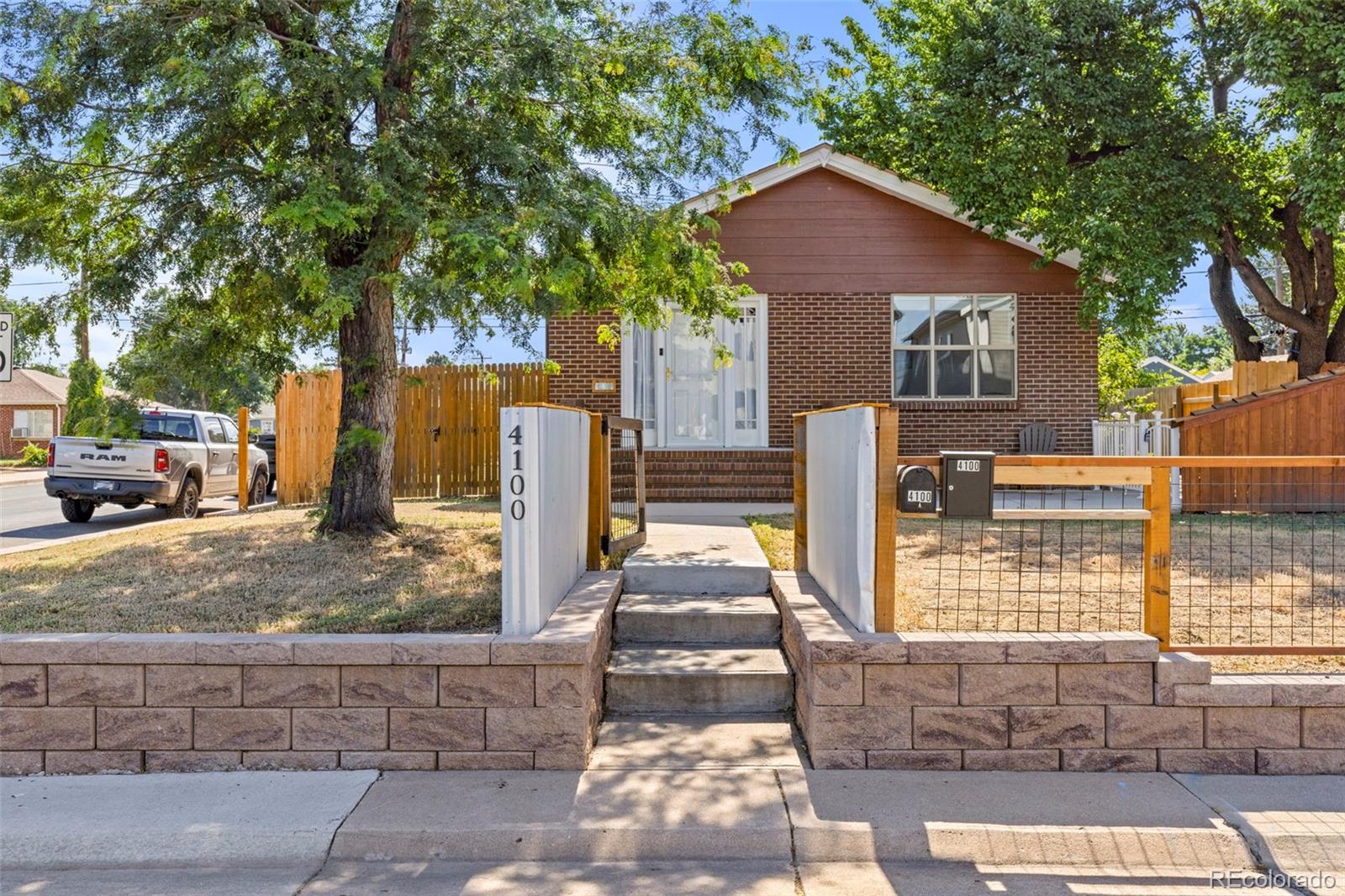 4100 S Lincoln Street, englewood MLS: 8685124 Beds: 2 Baths: 1 Price: $550,000