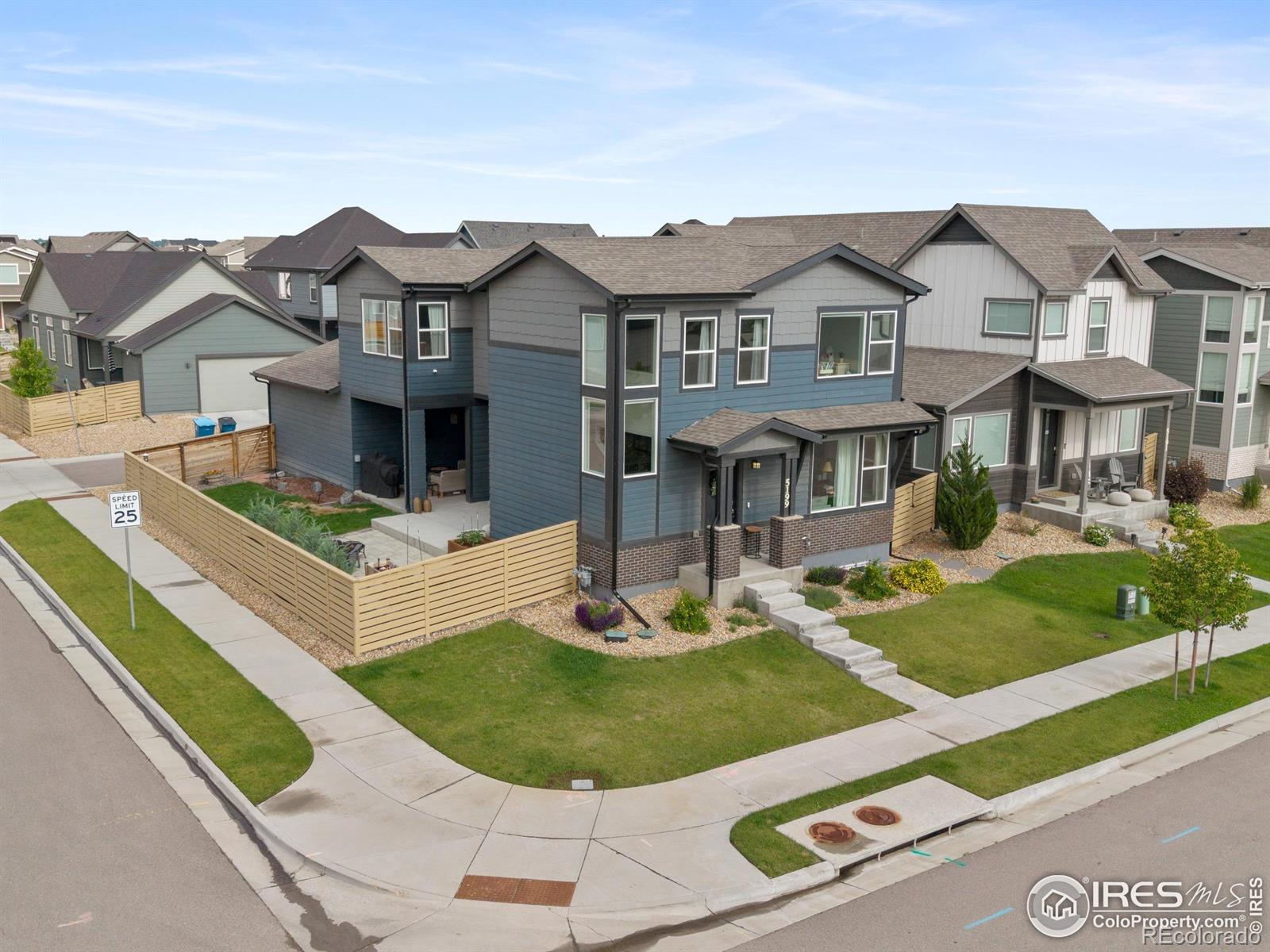 5199  Beckworth Street, timnath MLS: 4567891038767 Beds: 3 Baths: 4 Price: $610,000