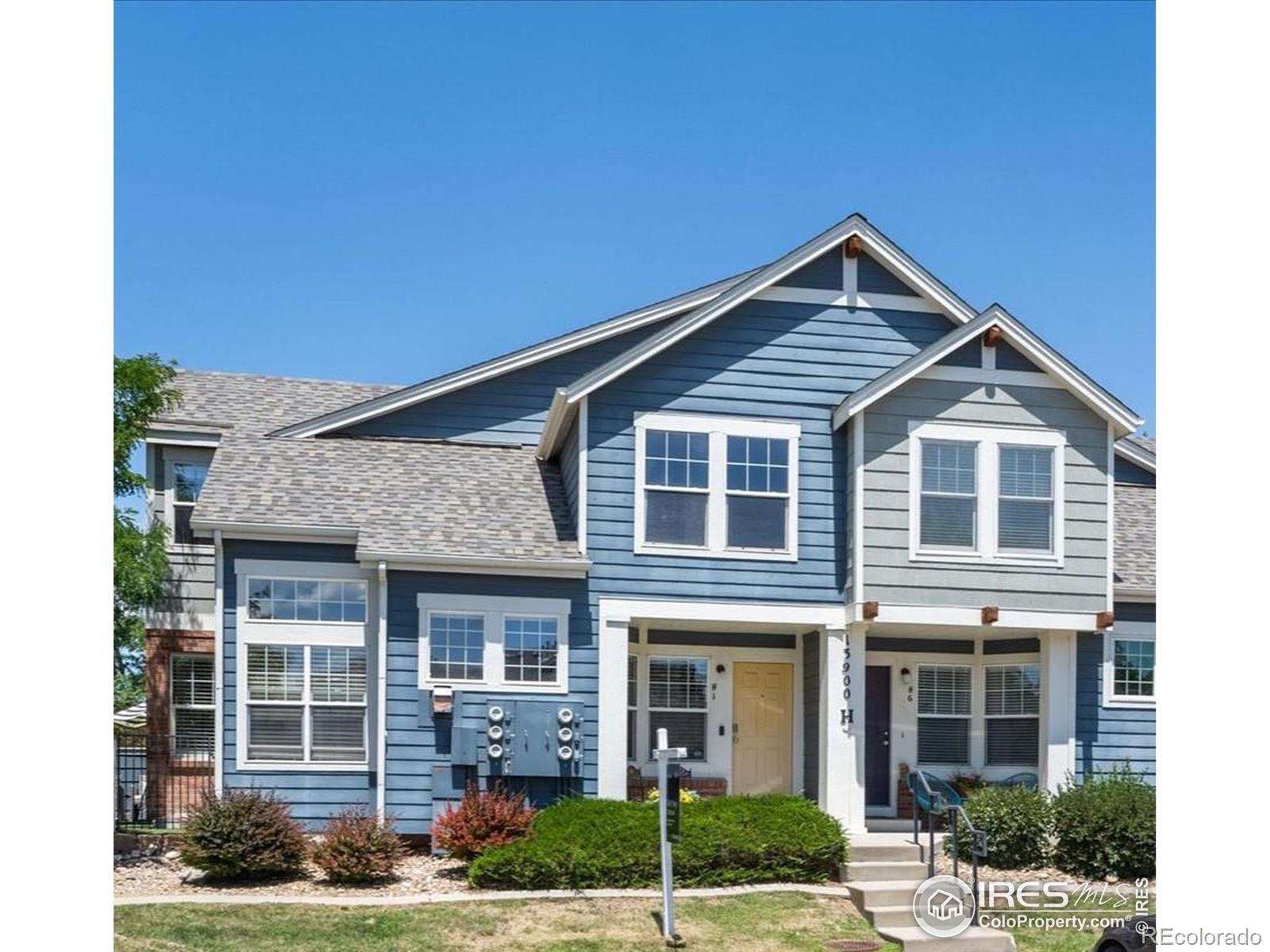 13900  Lake Song Lane, broomfield MLS: 4567891038772 Beds: 3 Baths: 3 Price: $445,000