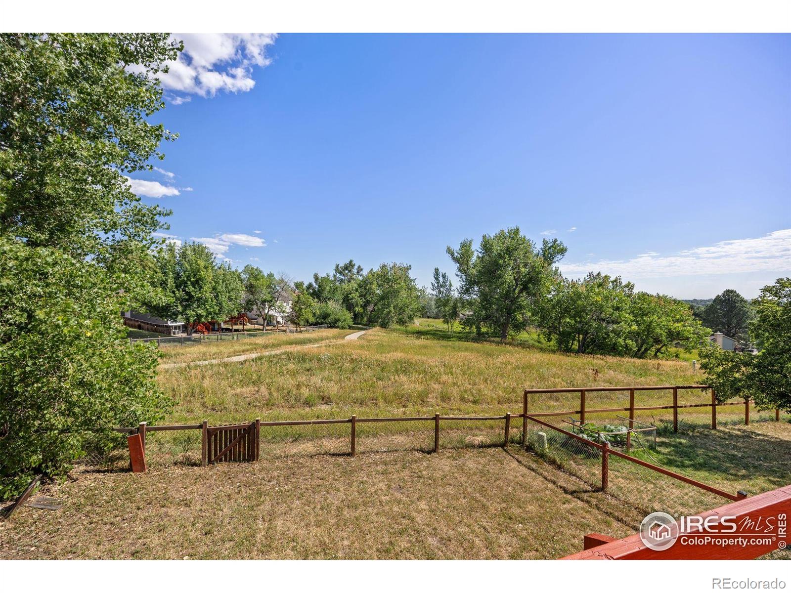 253 W Cedar Way, louisville  House Search MLS Picture