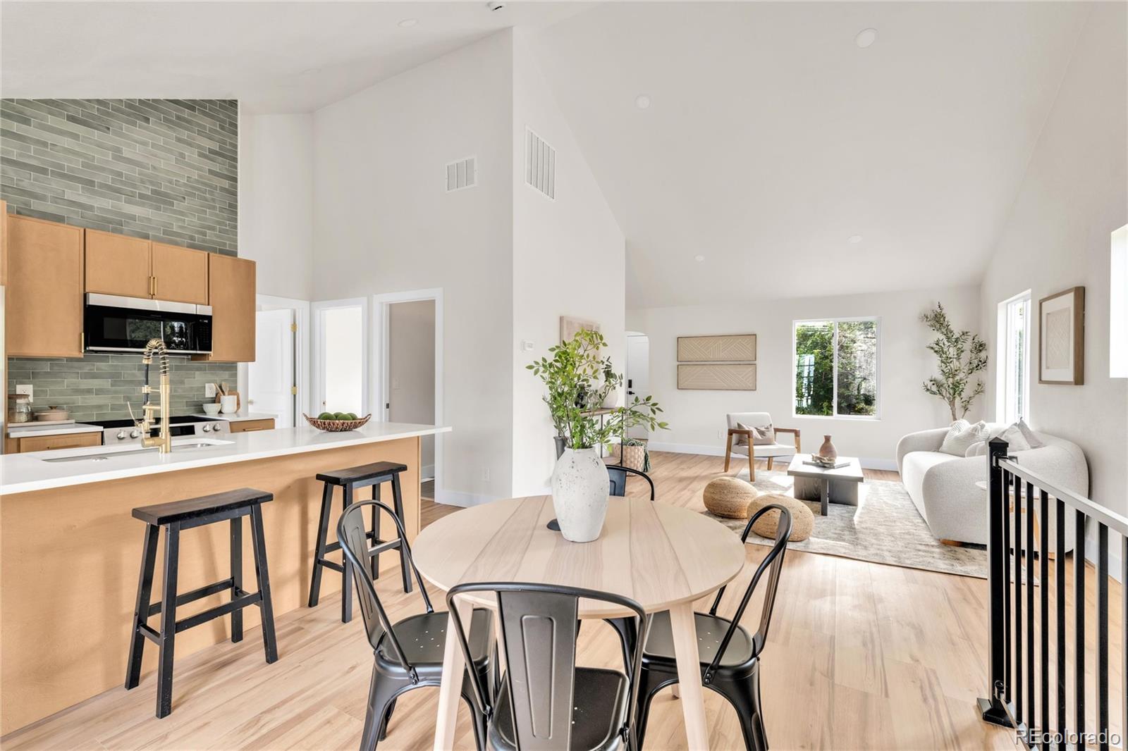 2600 S Downing Street, denver MLS: 3407305 Beds: 4 Baths: 2 Price: $860,000