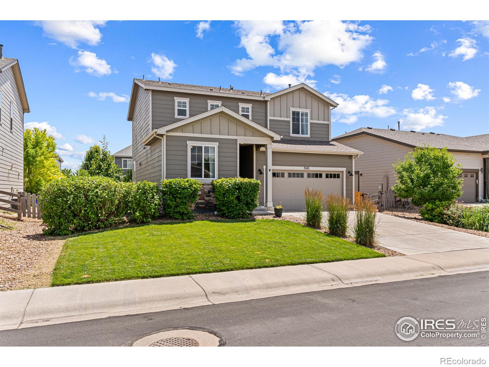 1585  Sorenson Drive, windsor MLS: 4567891038844 Beds: 4 Baths: 3 Price: $500,000