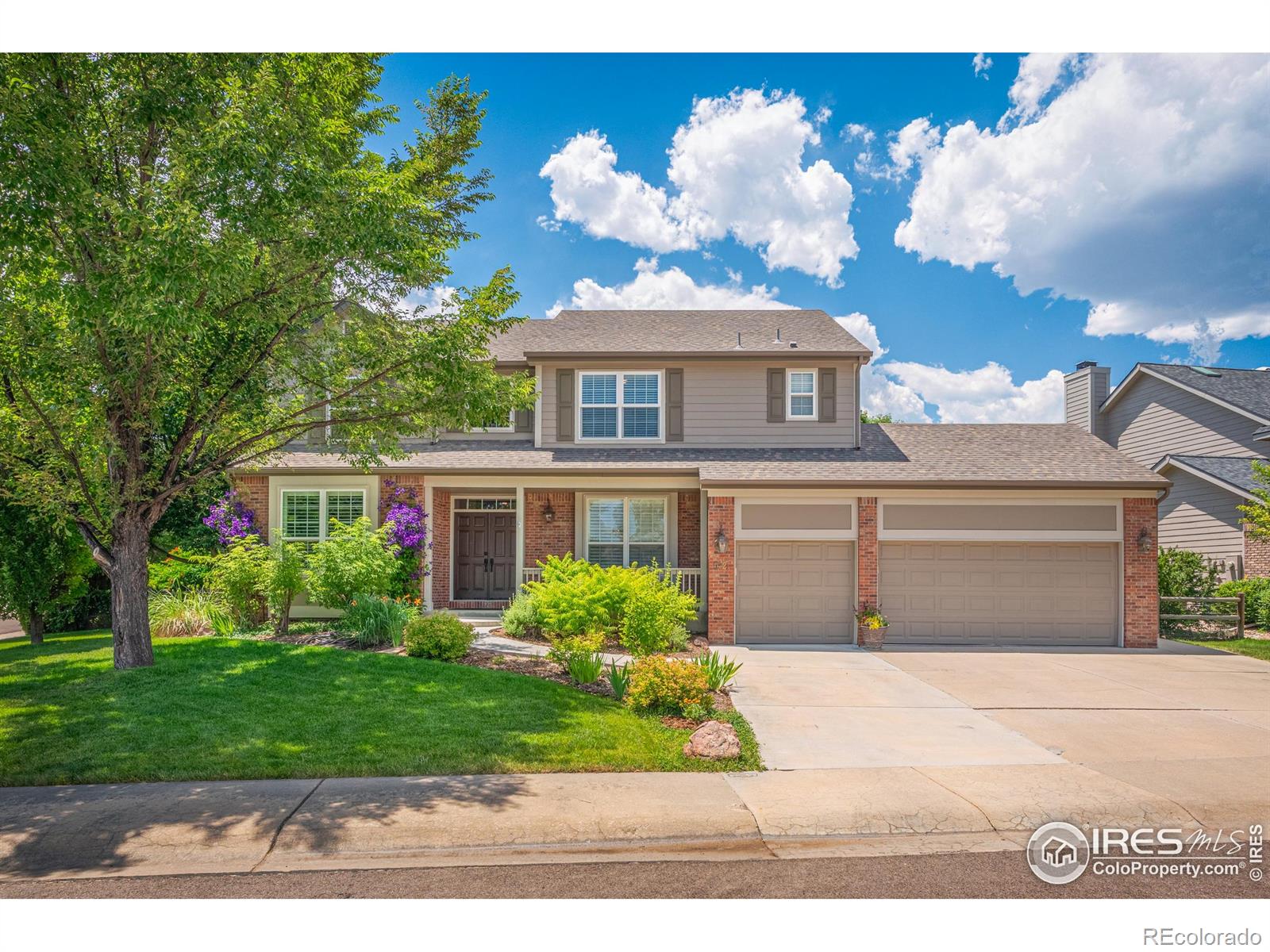 5221  Black Bark Court, fort collins MLS: 4567891038868 Beds: 5 Baths: 5 Price: $985,000