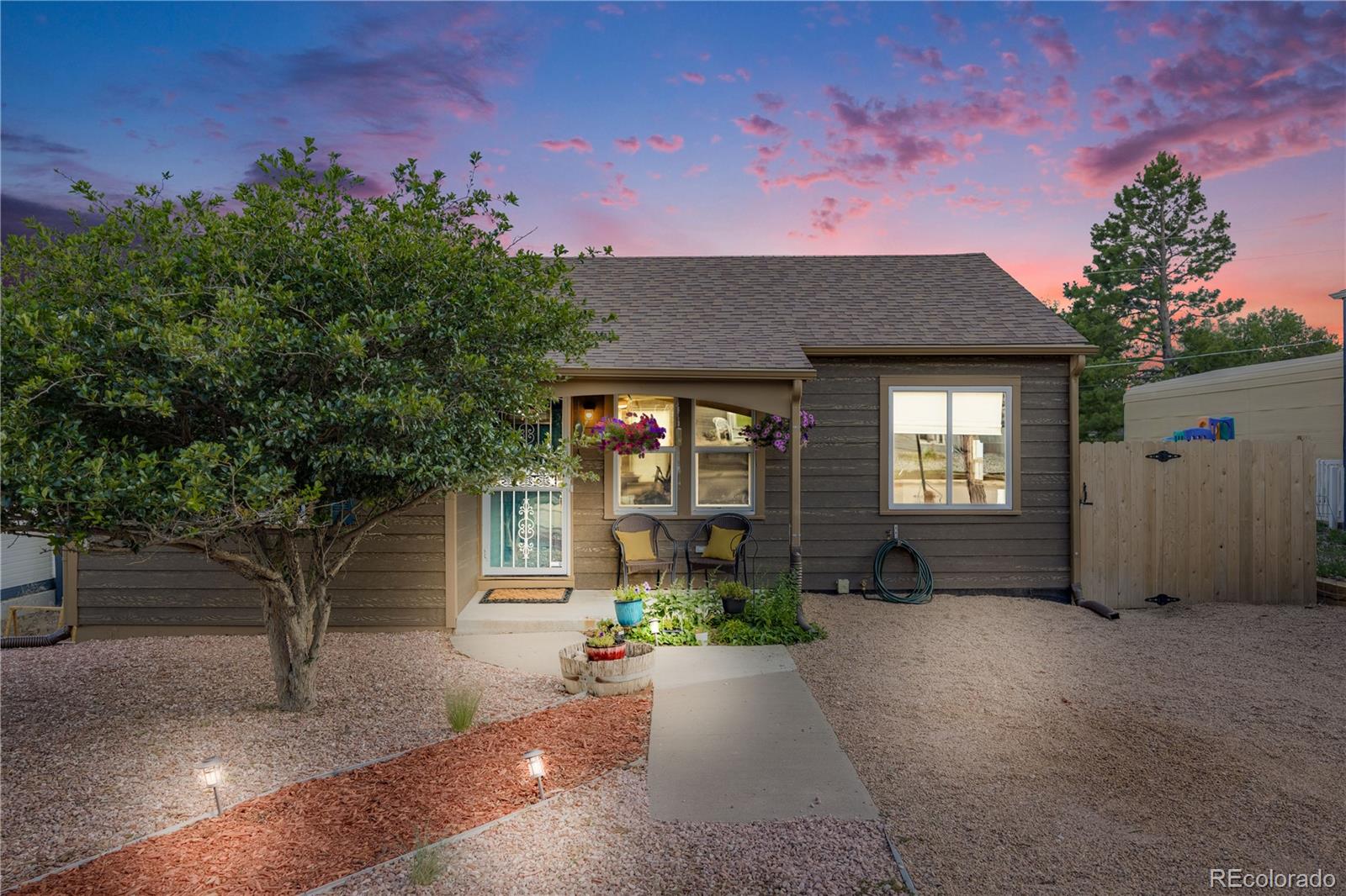 elizabeth  House Search Picture