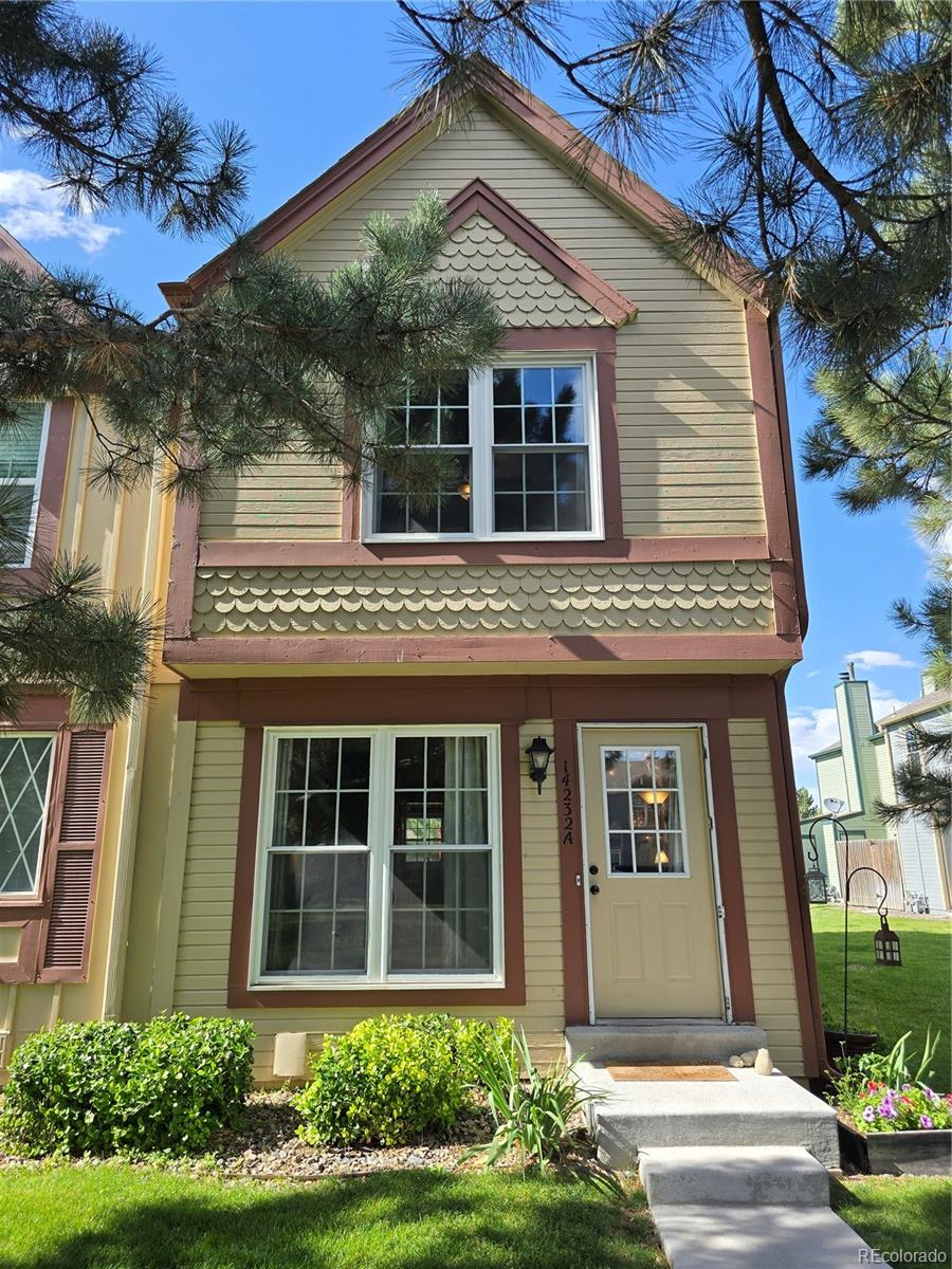 14232 E Hawaii Circle, aurora MLS: 2380170 Beds: 2 Baths: 1 Price: $307,000